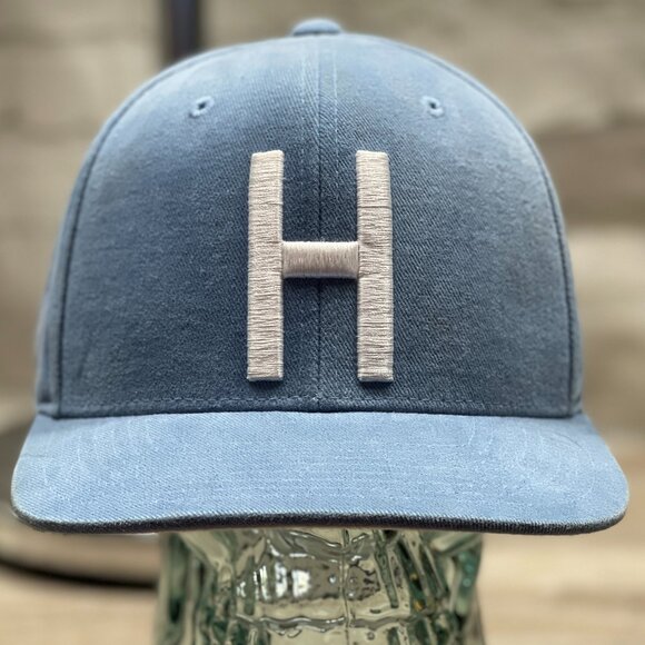 HERSCHEL SUPPLY COMPANY H LOGO SNAPBACK - Picture 1 of 7